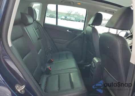 2013 Volkswagen Tiguan S z USA, uszkodzony, nr VIN WVGAV7AX0DW556415